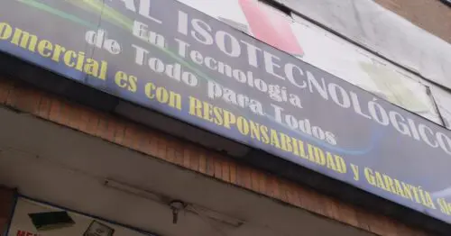 CENTRO COMERCIAL ISOTECNOLOGICO CENTRO COMERCIAL ISOTECNOLOGICO